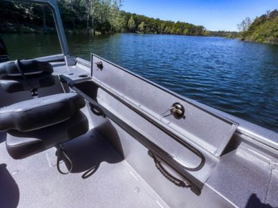 lowe-outlet-20-fishing-boat-rod-holder-2026-023