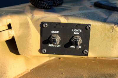 Roughneck 1860 Deluxe Tiller Plug 