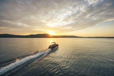 RS Pontoon riding off into the sunset. 