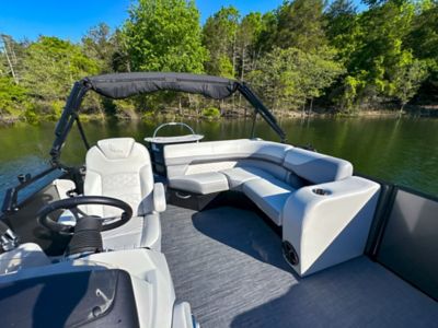 lowe-sf-212-pontoon-boat-2026-028