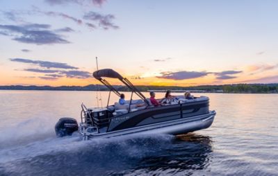 lowe-sf-212-pontoon-boat-running-2026-030