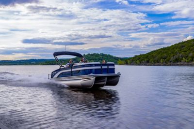 Lowe SS Pontoon
