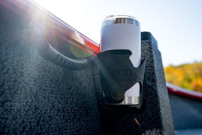 lund-1700-explorer-tiller-cup-holder-2026-0109