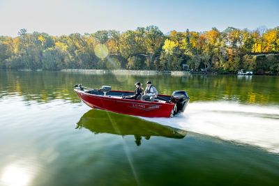 lund-1700-explorer-tiller-running-2026-0039