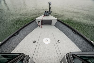 lund-adventure-1675-sport-bow-2026-0001c