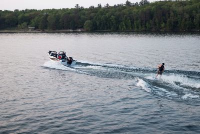 lund-crossover-xs-1875-wake-boarding-sunset-2026-0027c