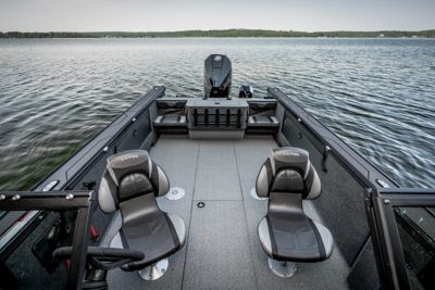 lund-fisherman-2075-overview-2026-0012c