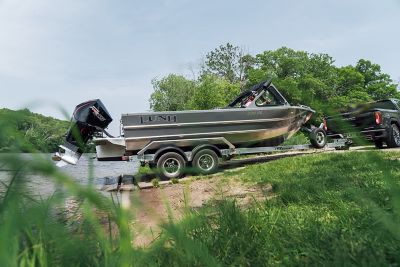 lund-hg-200-launching-boat-2026-0004c