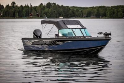 lund-tyee-2075-boat-2025-bimini-top-0027-w