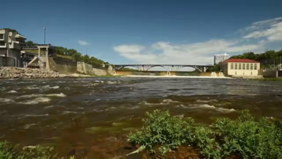 Lund-Ultimate-Fishing-Experience-2015-Episode-09-Metro-River-Fishing