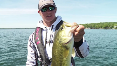 Lund-Boats-Ultimate-Fishing-Experience-2021-Episode-8-Schooling-College-Bass