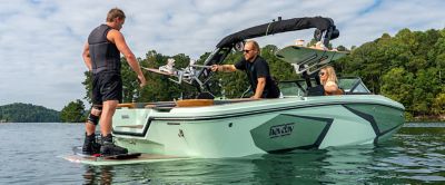 PREPPING YOUR BOAT FOR SPRING