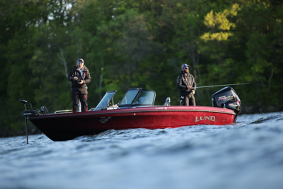 Research 2015 - Lund Boats - 219 Pro-V GL on iboats.com